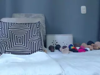 lilyhung2's Live Sex Cam Show