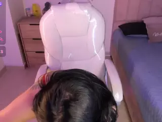 Abiigaiil's Live Sex Cam Show