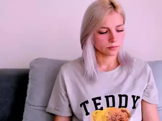 KristiHoward's Live Sex Cam Show