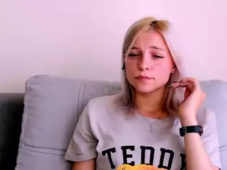 KristiHoward's Live Sex Cam Show