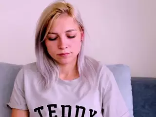 KristiHoward's Live Sex Cam Show
