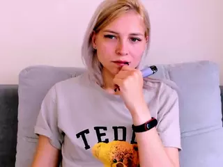 KristiHoward's Live Sex Cam Show