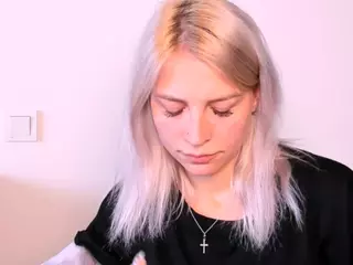 KristiHoward's Live Sex Cam Show