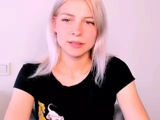 KristiHoward's Live Sex Cam Show