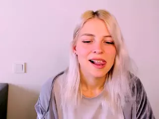 KristiHoward's Live Sex Cam Show