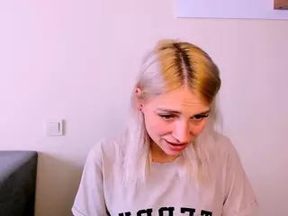 KristiHoward's Live Sex Cam Show