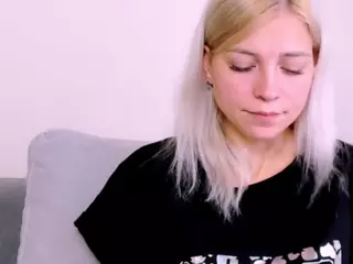 KristiHoward's Live Sex Cam Show