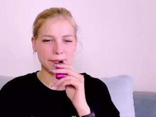 KristiHoward's Live Sex Cam Show