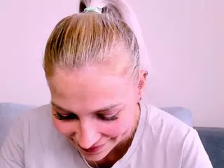 KristiHoward's Live Sex Cam Show