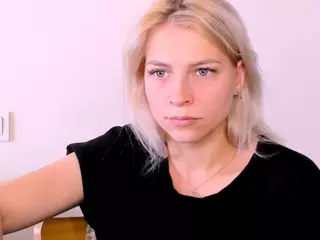 KristiHoward's Live Sex Cam Show