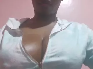 ebonysessley90's Live Sex Cam Show