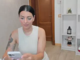 ElisaBaxter's Live Sex Cam Show