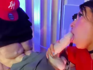 laurenhills's Live Sex Cam Show