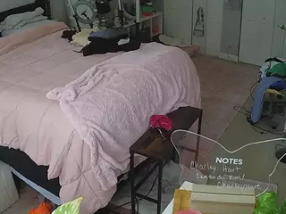 voyeurcam house charleys room's Live Sex Cam Show