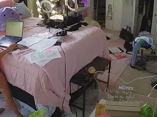 voyeurcam house charleys room's Live Sex Cam Show