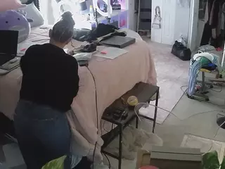 voyeurcam house charleys room's Live Sex Cam Show