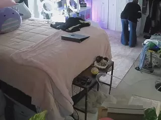 voyeurcam house charleys room's Live Sex Cam Show