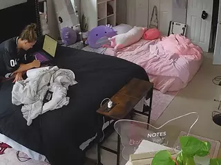 voyeurcam house charleys room's Live Sex Cam Show