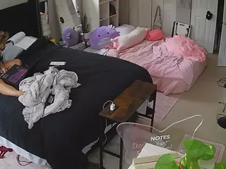 voyeurcam house charleys room's Live Sex Cam Show