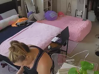 voyeurcam house charleys room's Live Sex Cam Show
