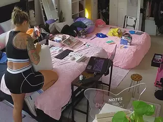 voyeurcam house charleys room's Live Sex Cam Show