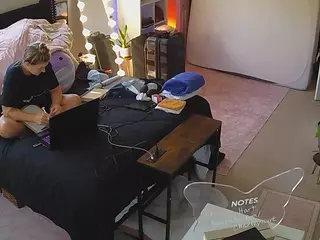 voyeurcam house charleys room's Live Sex Cam Show