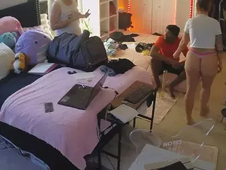 voyeurcam house charleys room's Live Sex Cam Show