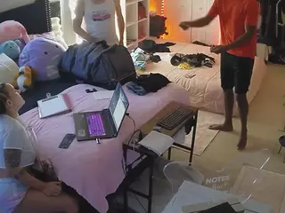 voyeurcam house charleys room's Live Sex Cam Show