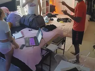 voyeurcam house charleys room's Live Sex Cam Show