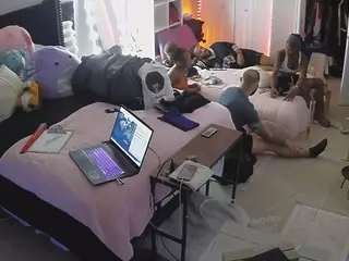 voyeurcam house charleys room's Live Sex Cam Show