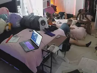 voyeurcam house charleys room's Live Sex Cam Show