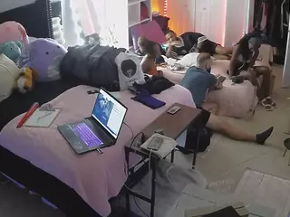 voyeurcam house charleys room's Live Sex Cam Show
