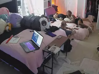 voyeurcam house charleys room's Live Sex Cam Show