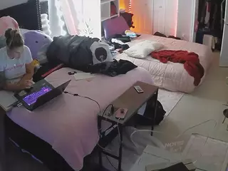 voyeurcam house charleys room's Live Sex Cam Show