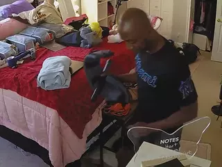 voyeurcam house charleys room's Live Sex Cam Show