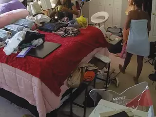 voyeurcam house charleys room's Live Sex Cam Show