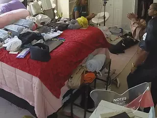 voyeurcam house charleys room's Live Sex Cam Show