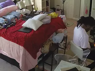 voyeurcam house charleys room's Live Sex Cam Show