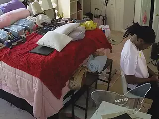 voyeurcam house charleys room's Live Sex Cam Show