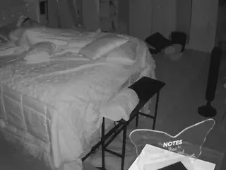 voyeurcam house charleys room's Live Sex Cam Show