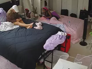 voyeurcam house charleys room's Live Sex Cam Show