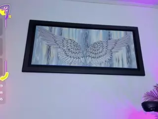 Brianaa-Hot's Live Sex Cam Show