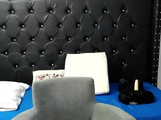Renata salinas's Live Sex Cam Show