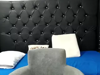 Renata salinas's Live Sex Cam Show