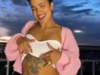 samarha Gomez's Live Sex Cam Show