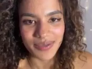 samarha Gomez's Live Sex Cam Show