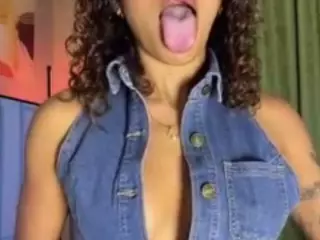 samarha Gomez's Live Sex Cam Show