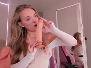 Chloe's Live Sex Cam Show