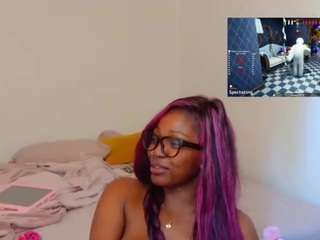 Live cam show with Mocha Kaia