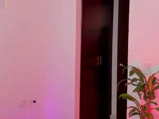 Gimme your soul.'s Live Sex Cam Show
